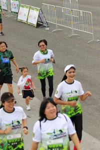 BIB: 
                            <button type="button" onclick="openModal(3557585)" class="btn btn-primary btn-sm float-right btn-popup" data-toggle="modal" data-target=".modal-high-quality">
                        <i class="fas fa-shopping-cart"></i> Add to Cart
                    </button>
                                            <button type="button" onclick="isThisMe(3557585, true)" class="btn btn-success btn-sm float-right btn-popup btn-isme hidden" data-toggle="tooltip" data-placement="bottom" title="นี่คือรูปของคุณใช่ไหม คลิกที่นี่เพื่อเอาเข้าอัลบั้ม">
                        <i class="fas fa-plus"></i> Add to album
                    </button>
                    <button type="button" onclick="isThisMe(3557585, false)" class="btn btn-warning btn-sm float-right btn-popup btn-isnotme hidden">
                        <i class="fas fa-ban"></i> Remove from album
                    </button>